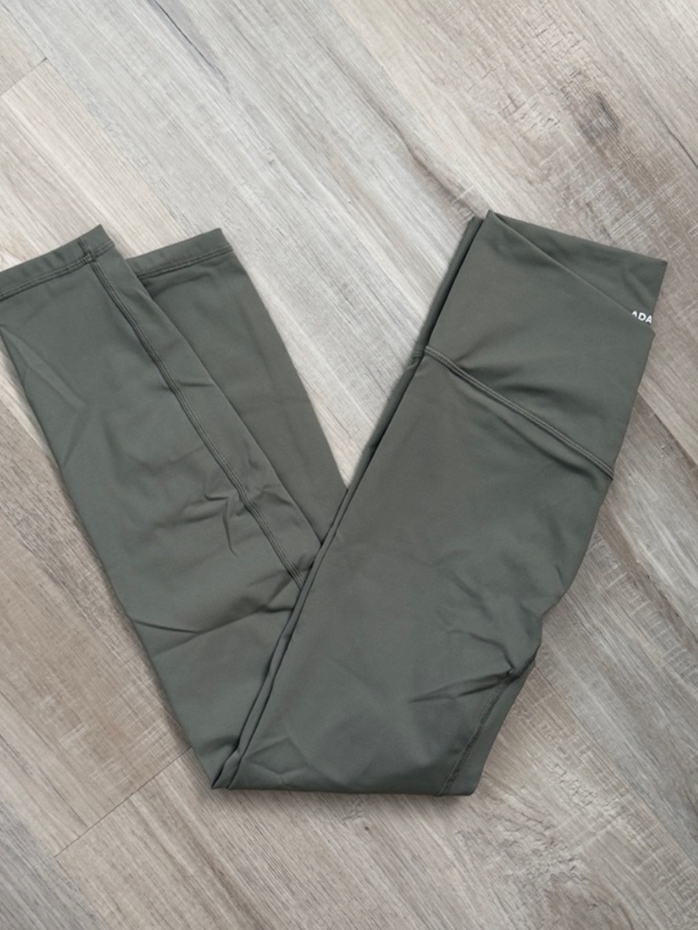 Adanola Women's Ultimate Leggings in Khaki Size Small NWOT - Picture 4 of 7